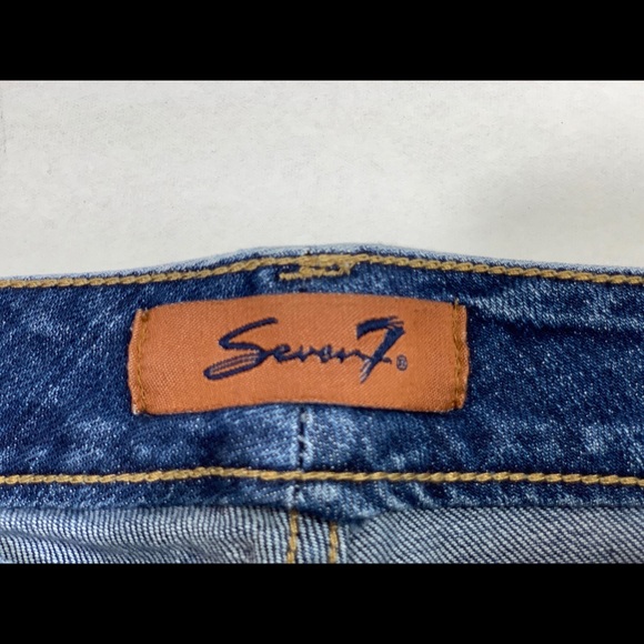 Seven7 Women’s Jeans Distressed Look - Picture 6 of 6